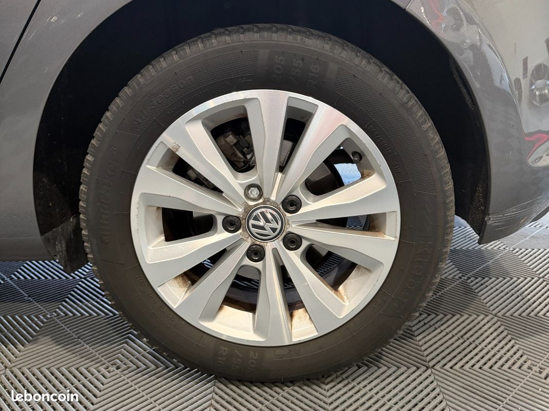 VOLKSWAGEN GOLF 1.6 TDI 110 FAP Lounge (image 32)