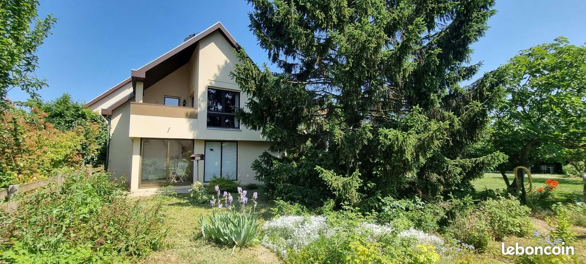 Appartement 3 pièces 82 m² · à Pfastatt · 82 m² · 157 000 €
