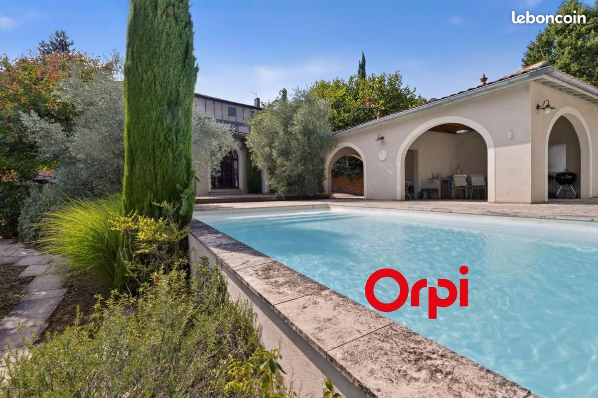 Maison 6 pièces 253 m² · à Saint-Didier-au-Mont-d'Or · 253 m² · 1 150 000 €