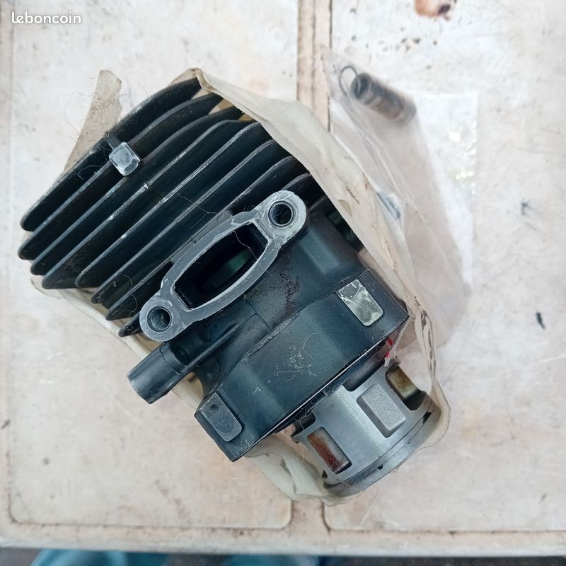 Piston cylindre NEUF Stihl MS 150-151 tT (image 3)