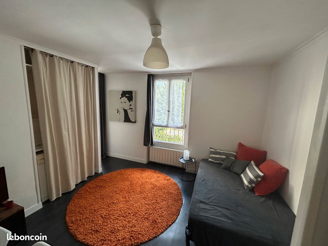 Appartement 1 pièce(s) 21 m²à louer Puteaux