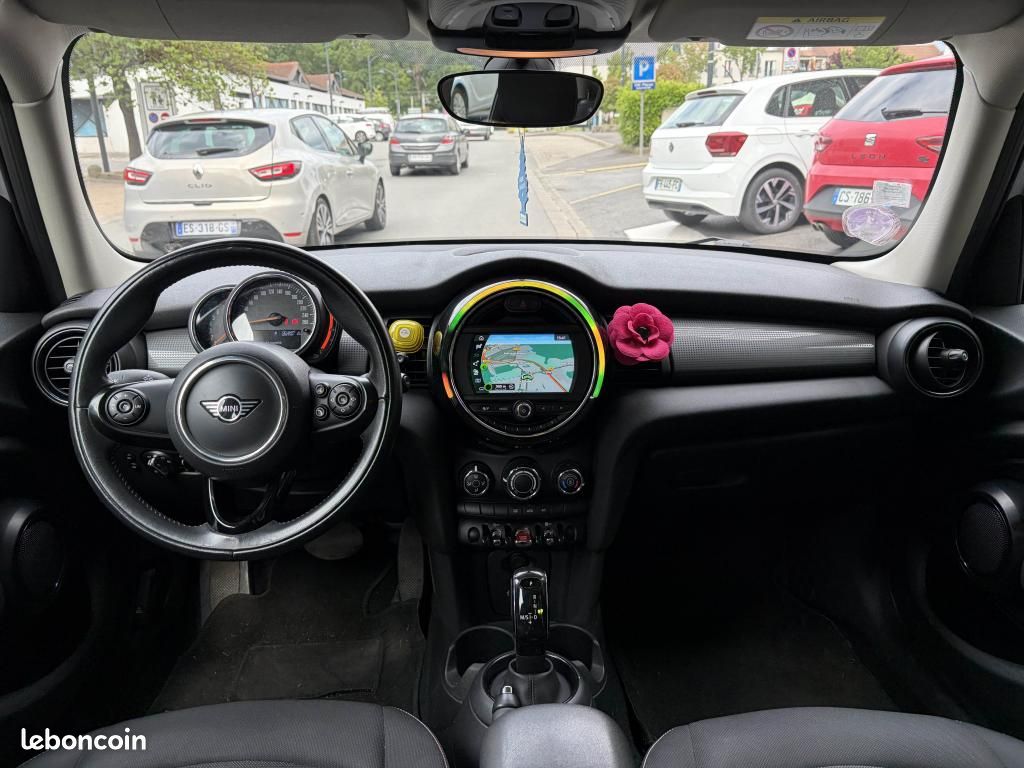 MINI MINI 1.5i 136CH BVA 5P F55 LCI Cooper Business Design PHASE 2 / Caméra / CarPlay (image 15)
