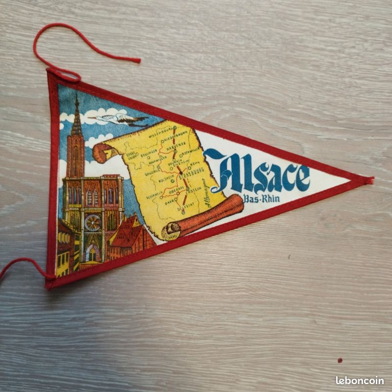 Vintage Fanion/Wimpel CLUB SPORTIF UPU BERNE (Neuf avec emballage d