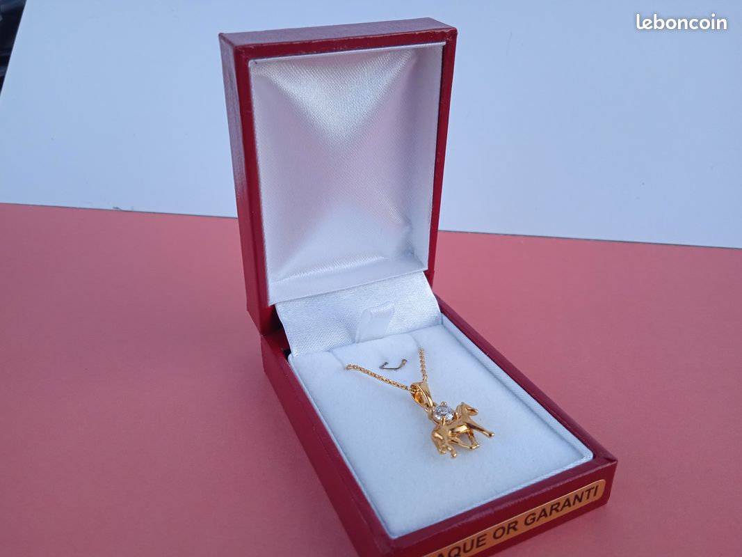 Pendentif Cheval En Plaqué Or – Breloque élégante Et Durable Pour Bijoux Personnalisés