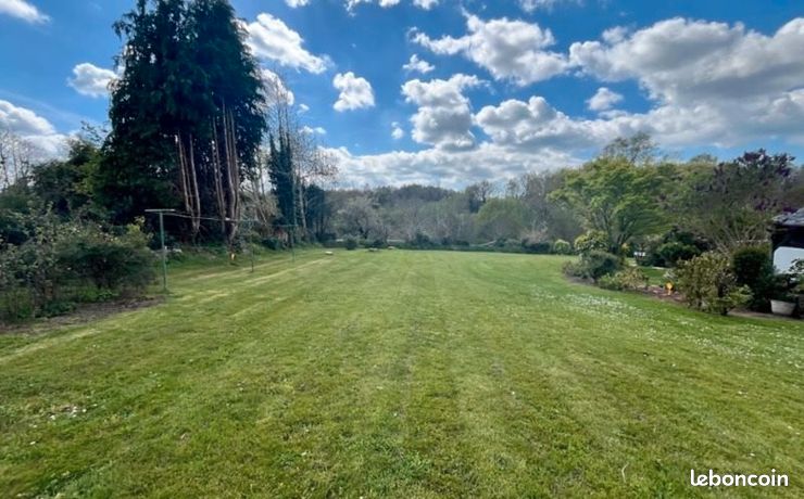 Terrain 860 m² Gouesnach