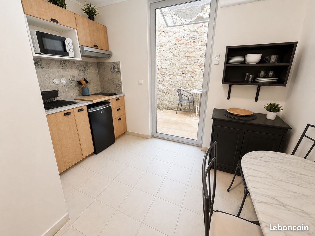 Appartement 1 pièce 25 m² · à Arles · 25 m² · 590 €