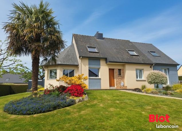 Maison 8 pièces 151 m²