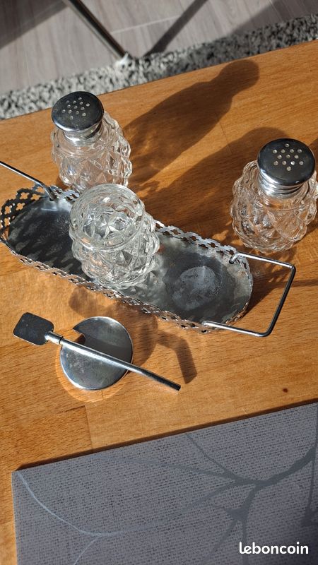 Saliere et poivrière vintage (image 2)