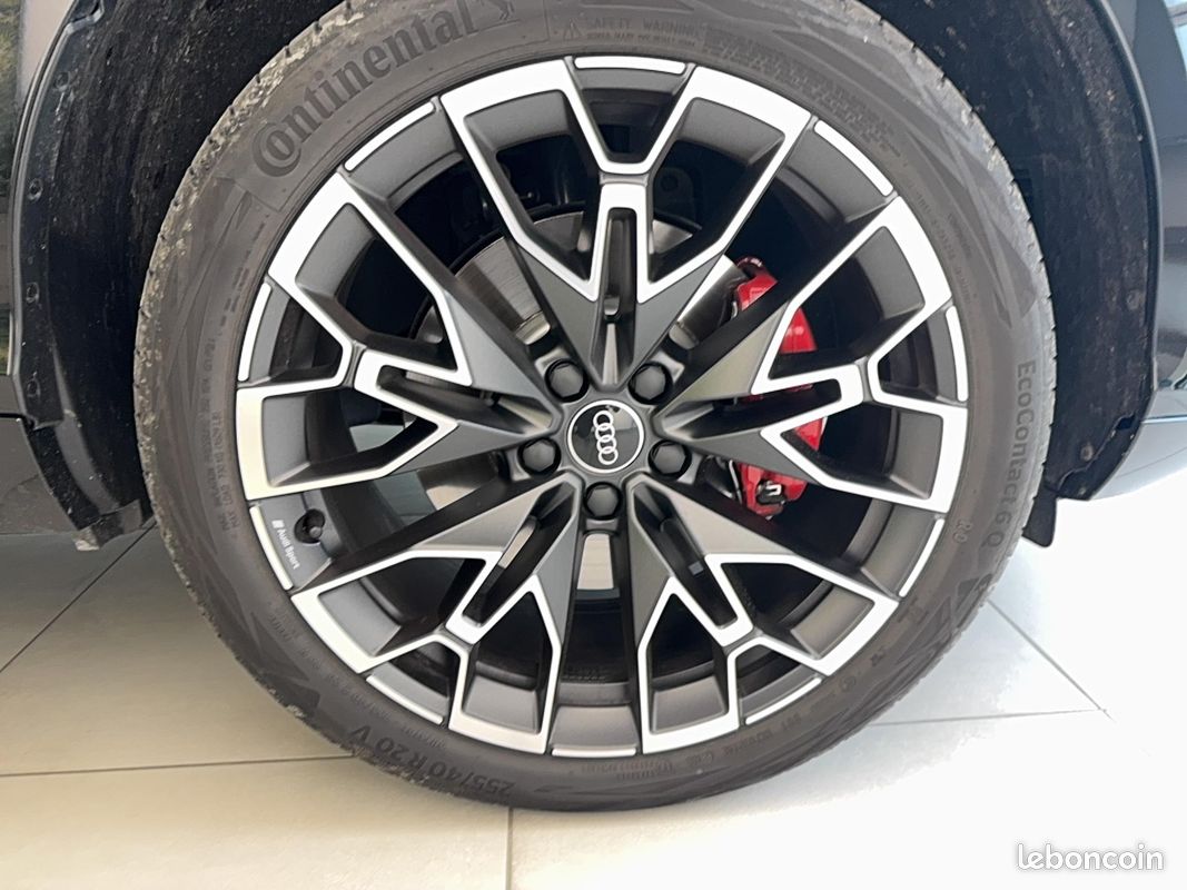 AUDI Q3 e-hybrid 272 ch S tronic 6 S line (image 11)