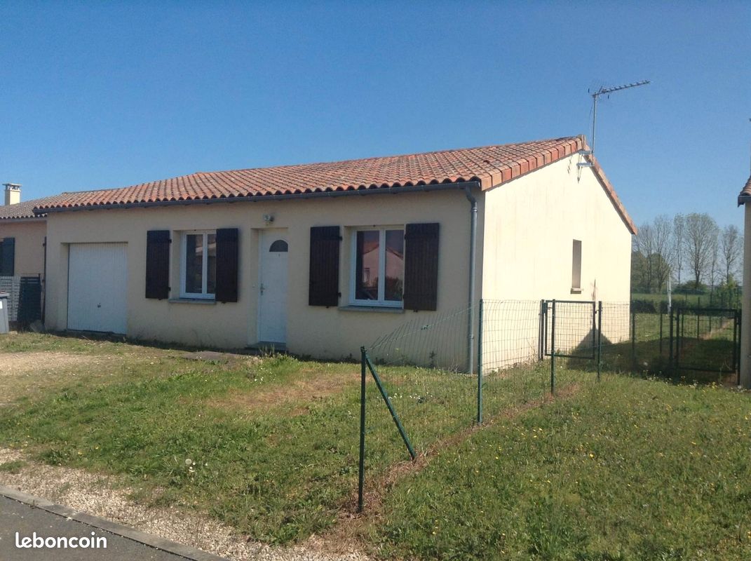 Maison 3 pièces 70 m² · à Vivonne · 70 m² · 700 €/mois
