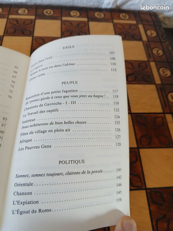Litterrature Francaise XIX siecle. Victor Hugo Poemes Choisies. Textes integraux etudies par Professeur de Lettres Isabelle & Emmanuel Fraisse Livre de poche Nathan 1985 250 pages et Dossier illustre (image 12)