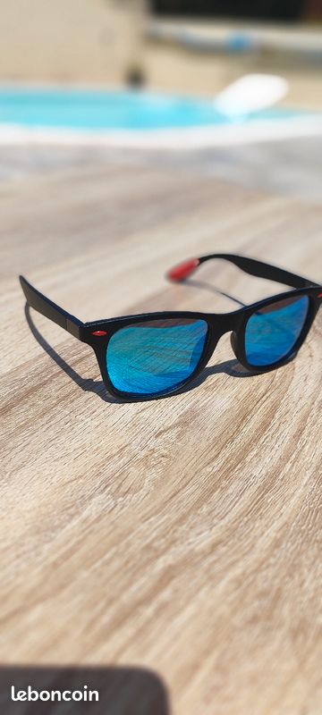 Lunettes solaire Polaroid (image 1)