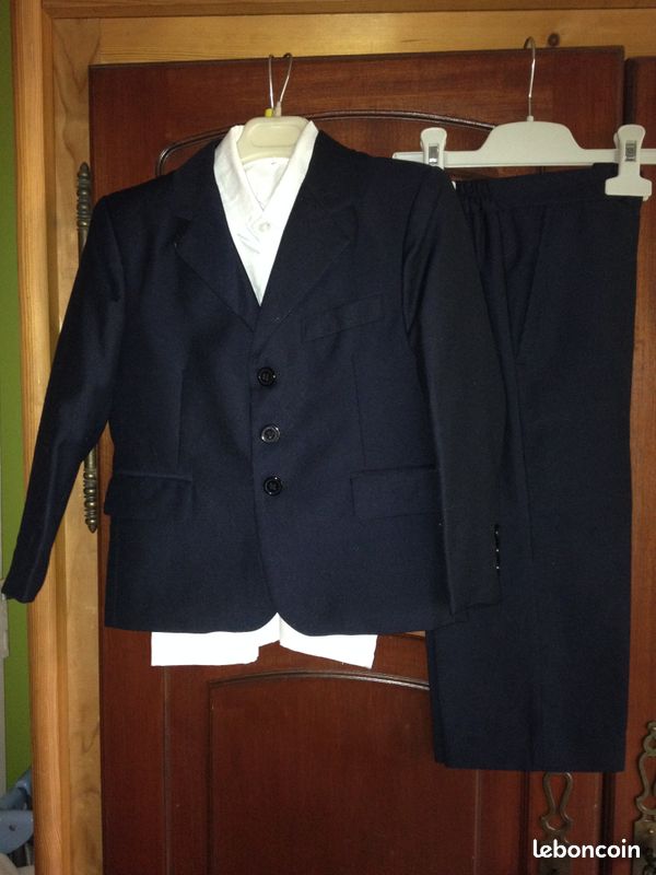Costume 4 pièces bleu marine (image 1)