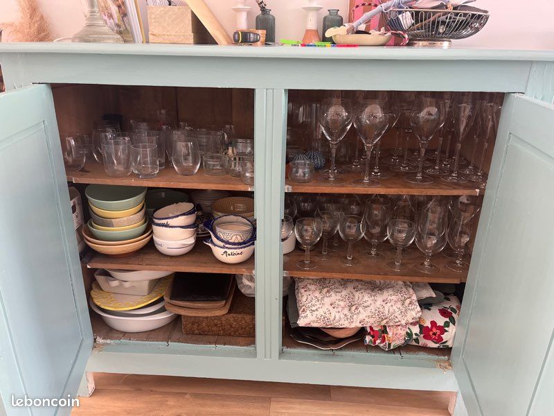 Buffet en bois 125*52*100 (image 4)