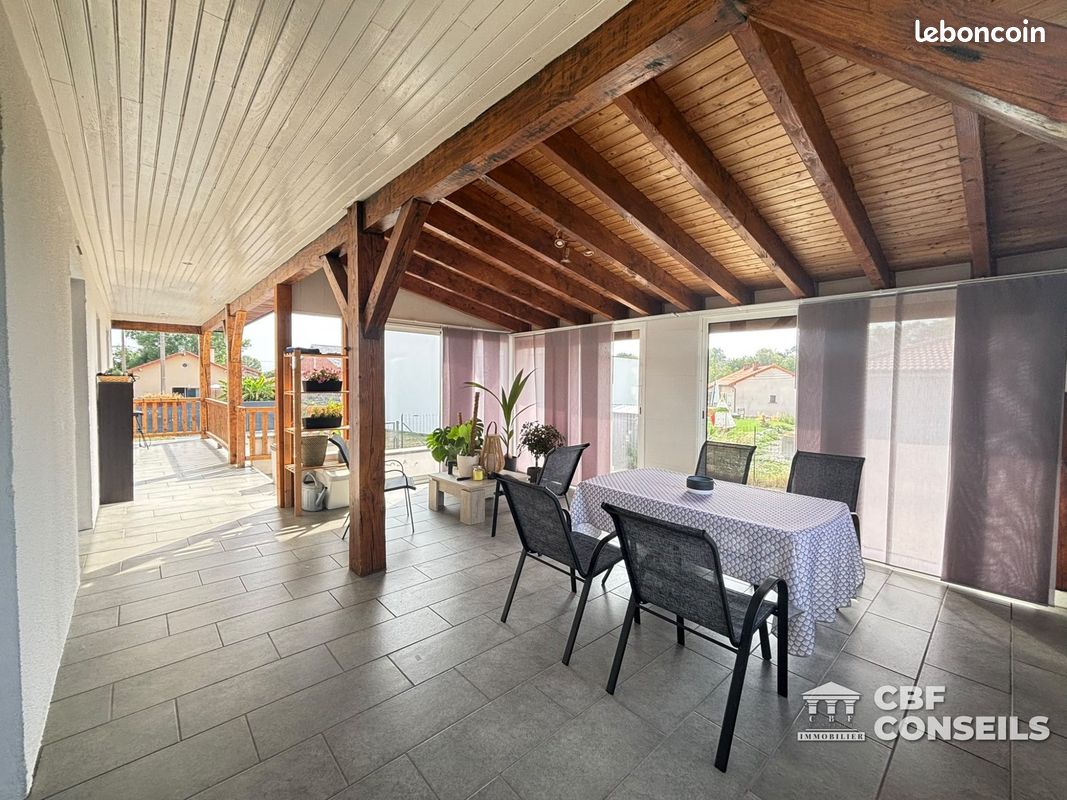 Maison 6 pièces 99 m² · à Entraigues · 99 m² · 258 000 €