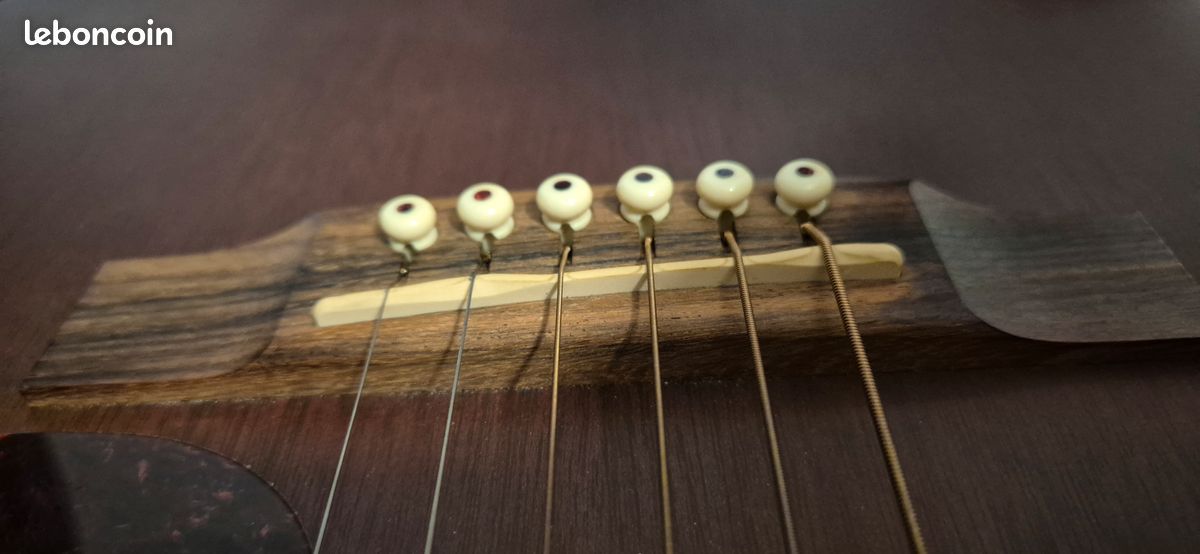 Martin D-15 USA en étui (image 12)