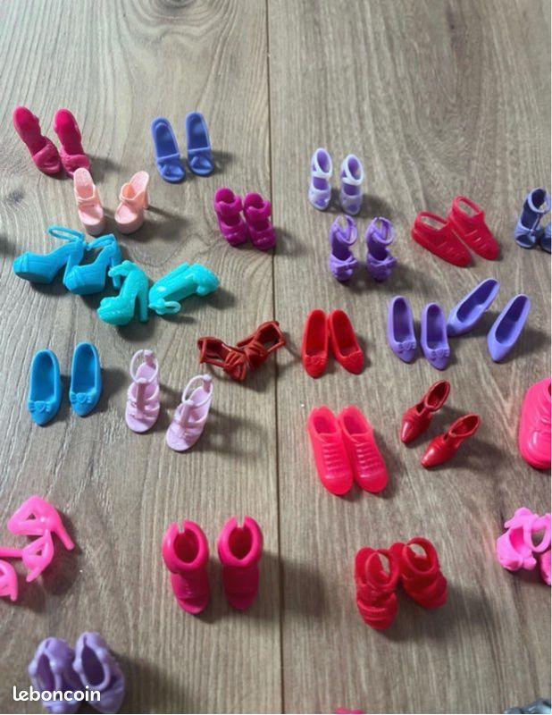 Lot de paires de chaussures Barbie (image 5)