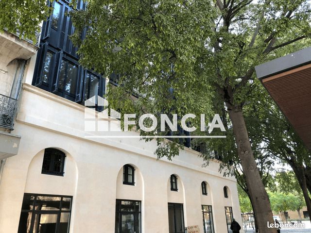 Appartement 1 pièce 27 m² · à Nîmes · 27 m² · 380 €