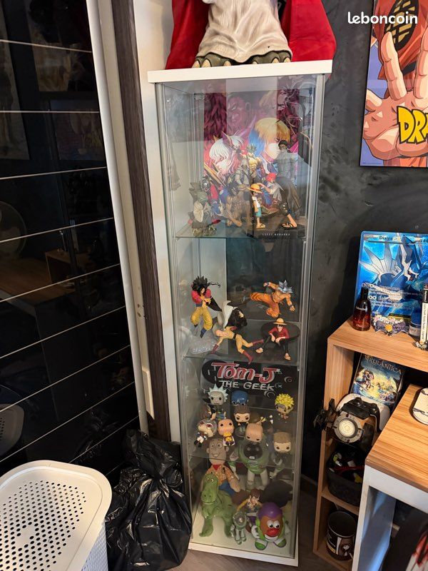Vitrine IKEA (image 1)