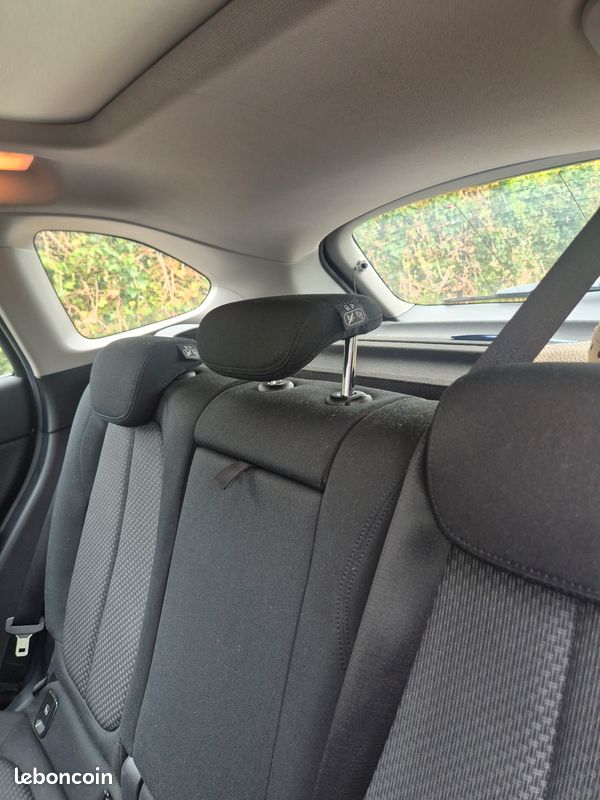 Bmw x1 (image 4)