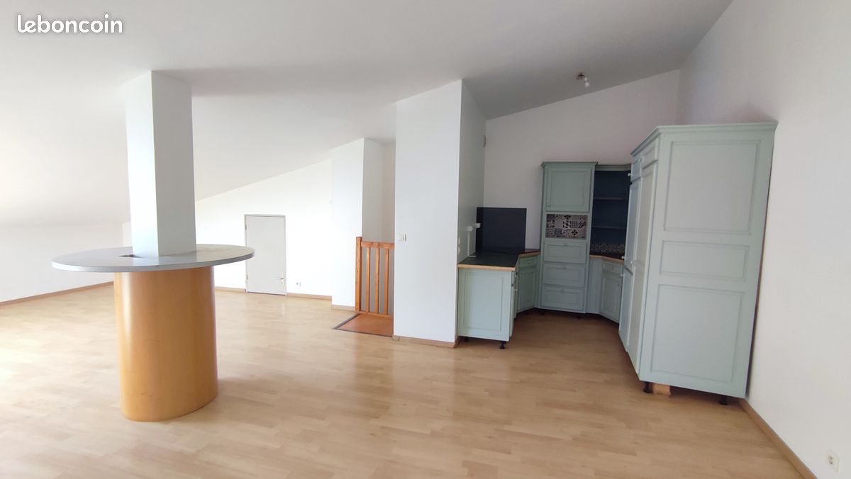 Appartement 2 pièces 56 m² · à Saint-Maximin-la-Sainte-Baume · 56 m² · 660 €/mois