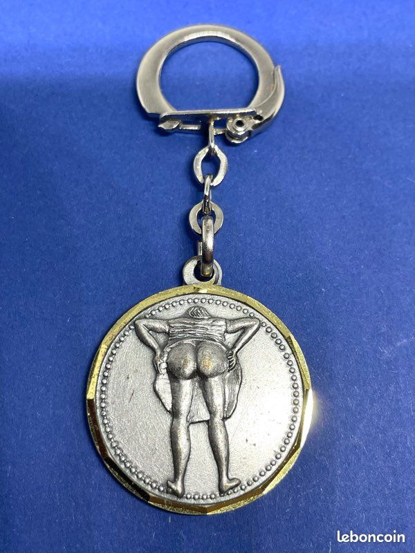 Blason Embrasse Fanny Pour Pétanque - Avec Accroche Fabriqu En France Occasion B 672525
