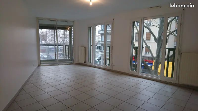Appartement 3 pièces 70 m² · à Lyon · 70 m² · 1 000 €/mois
