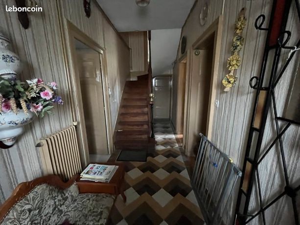 Maison 7 pièces 140 m²