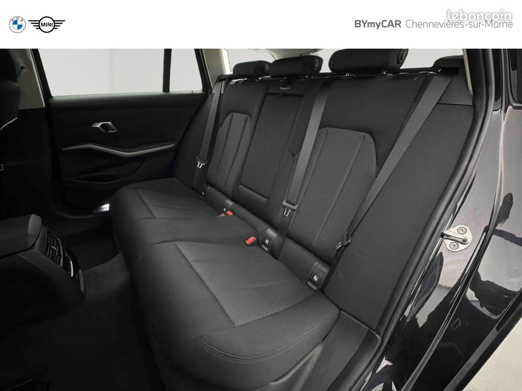 BMW Touring 316d 122 ch BVA8 Business Design (image 12)