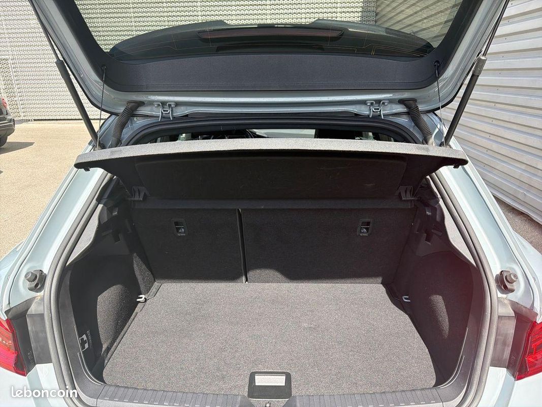AUDI A1 Sportback 35 TFSI 150 ch S tronic 7 S Line (image 13)