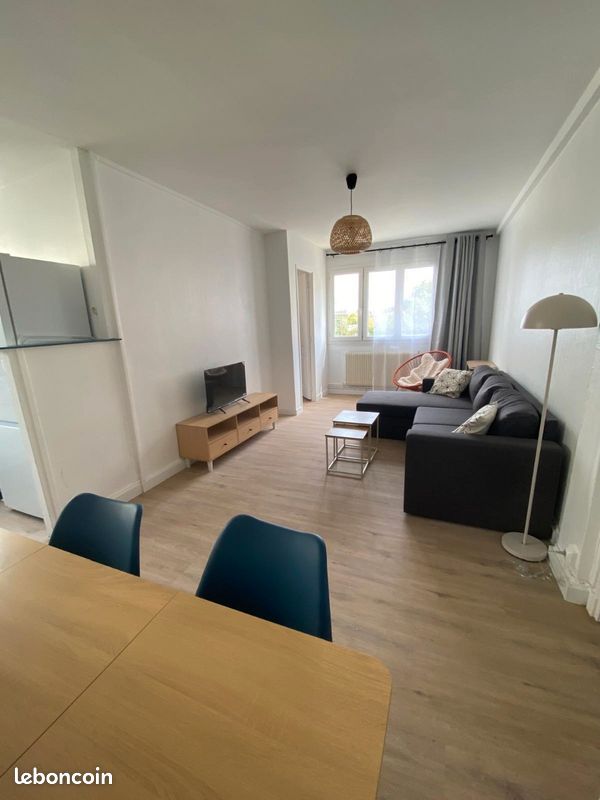 Appartement 4 pièces 63 m² · à Amiens · 63 m² · 960 €