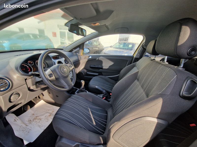 Opel CORSA 1.3 CDTI75 ENJOY 3P (image 7)