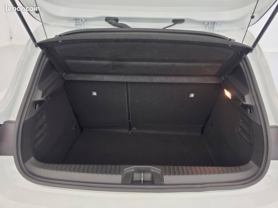 RENAULT Clio TCe 90 Equilibre (image 18)