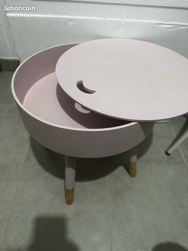 Petite table rose (image 2)