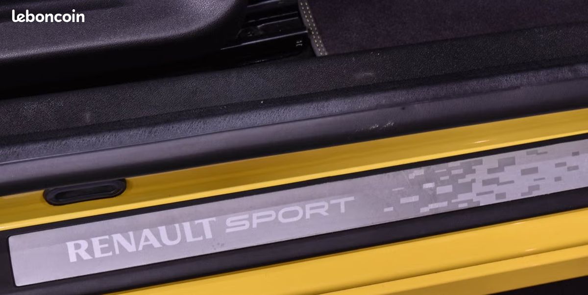 Renault Mégane RS 2.0 TCe 250CH - Suivi complet - Distribution OK - BVM - Clim - Sièges Sport - 80000KM (image 8)