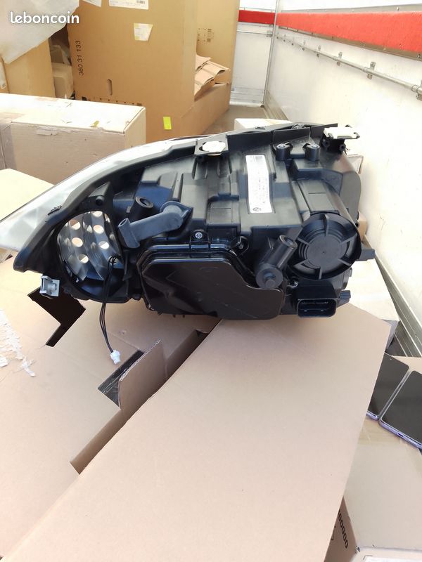 Phare gauche Xénon BMW E90 E91 (image 2)