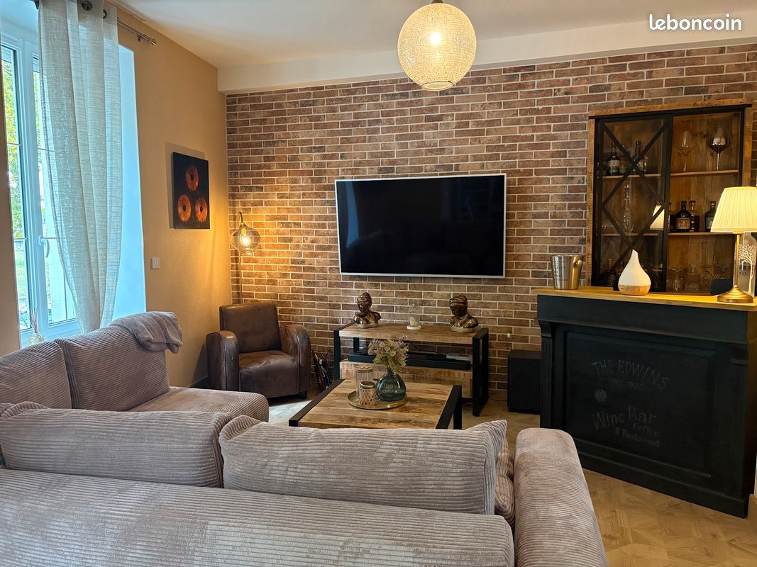 Maison 9 pièces 200 m² · à Decize · 200 m² · 159 000 €