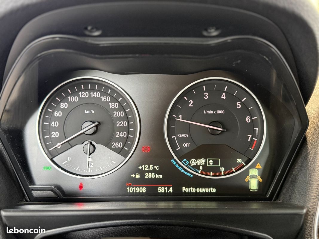 BMW SERIE 1 F20 LCI 116i 109 ch Sport (image 26)