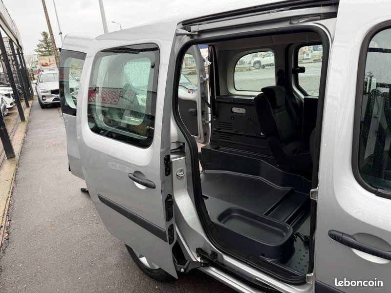 Renault Kangoo 1.5 dci 90ch TMPR 3 assises + 1 fauteuil ZEN (image 8)