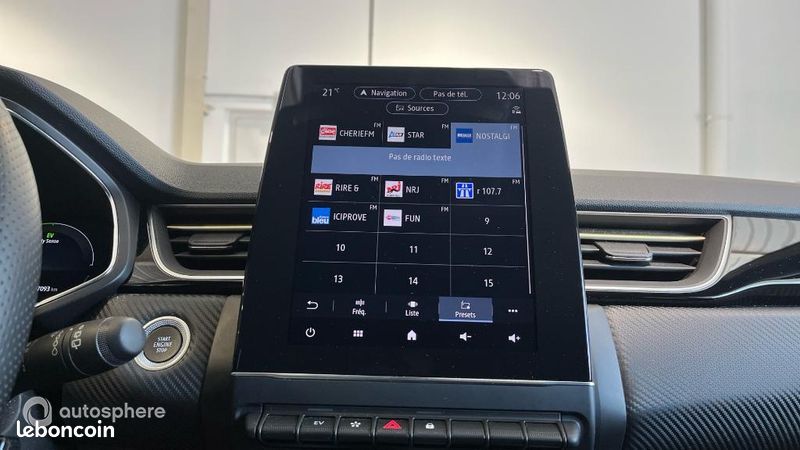 Renault Captur 1.6 E-Tech hybride 145ch Engineered (image 19)