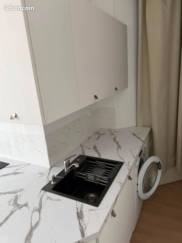 Appartement 1 pièce 16 m² · à Fontenay-aux-Roses · 16 m² · 905 €/mois