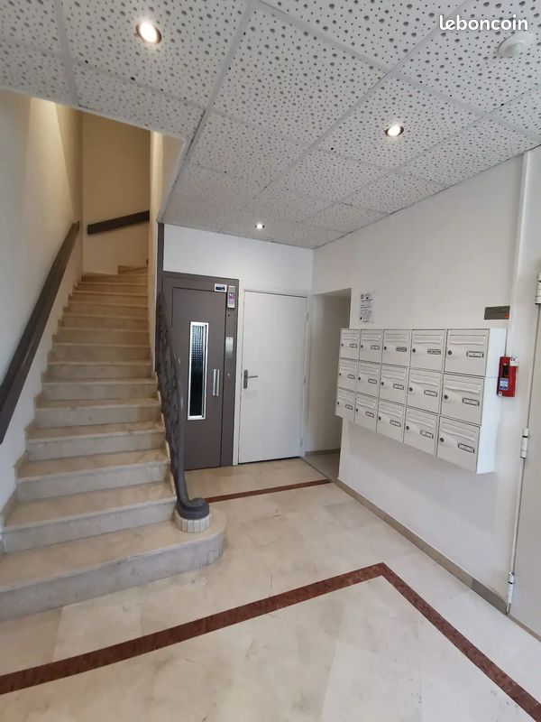 Studio moderne au coeur de Cannes (image 5)