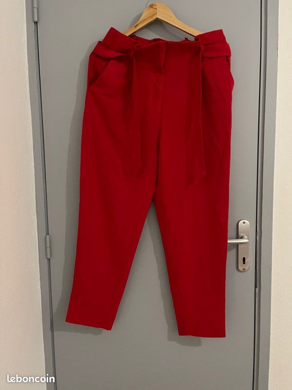 Pantalon rouge (image 3)