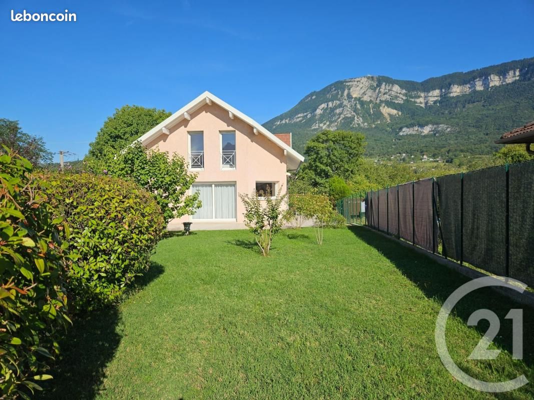 Maison 6 pièces 130 m² · à Mouxy · 130 m² · 599 000 €