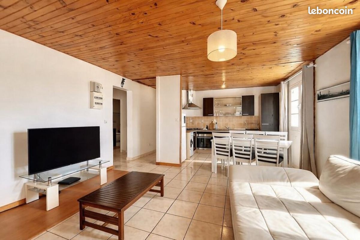 Appartement 3 pièces 80 m² · à Saint-Denis · 80 m² · 1 200 €