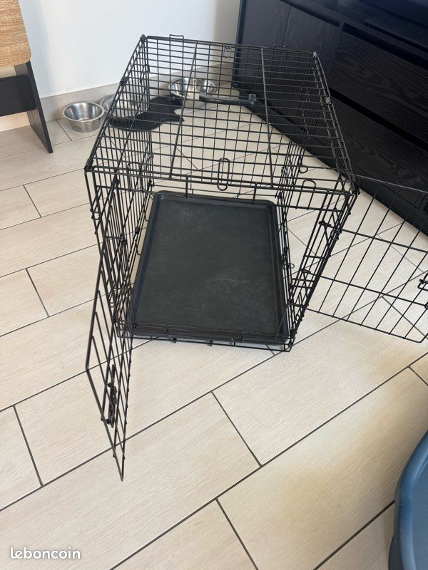 Cage (image 1)