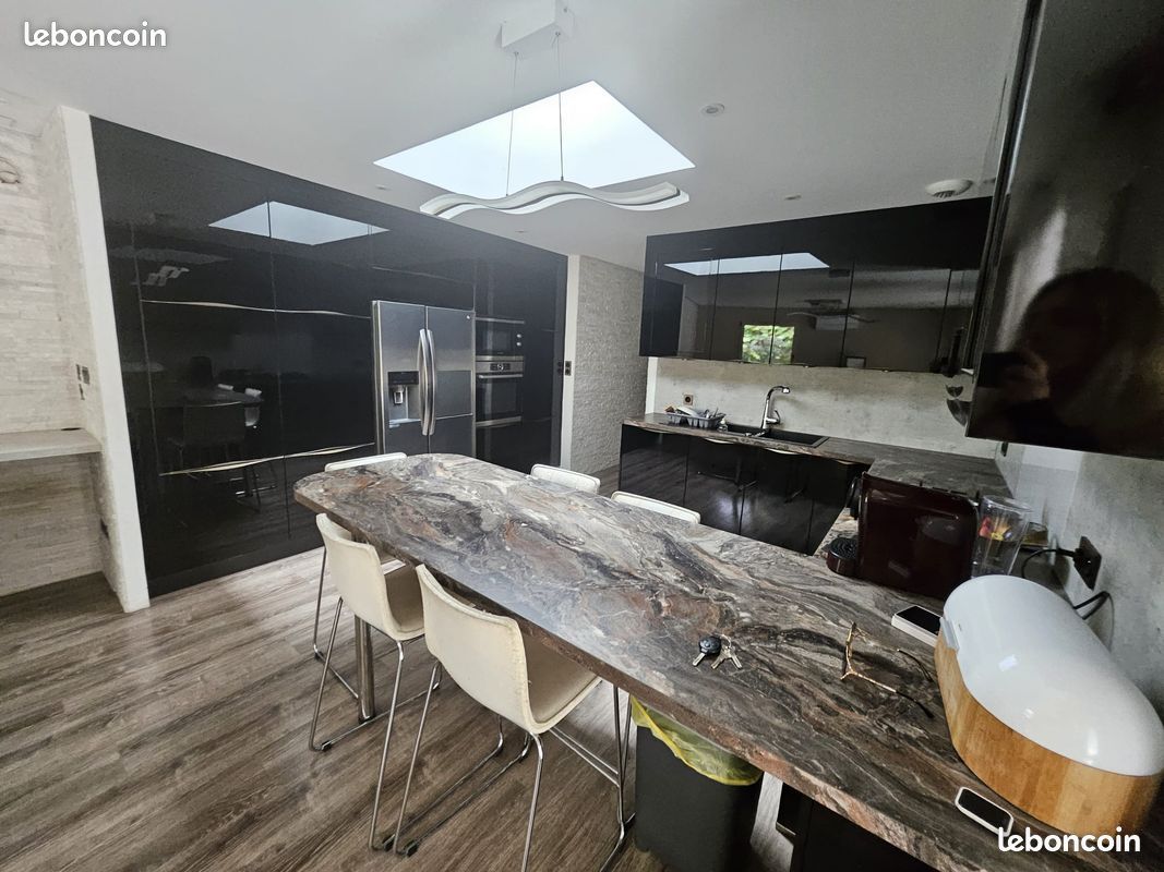 Maison 4 pièces 90 m² · à Clermont-Ferrand · 90 m² · 1 060 €/mois