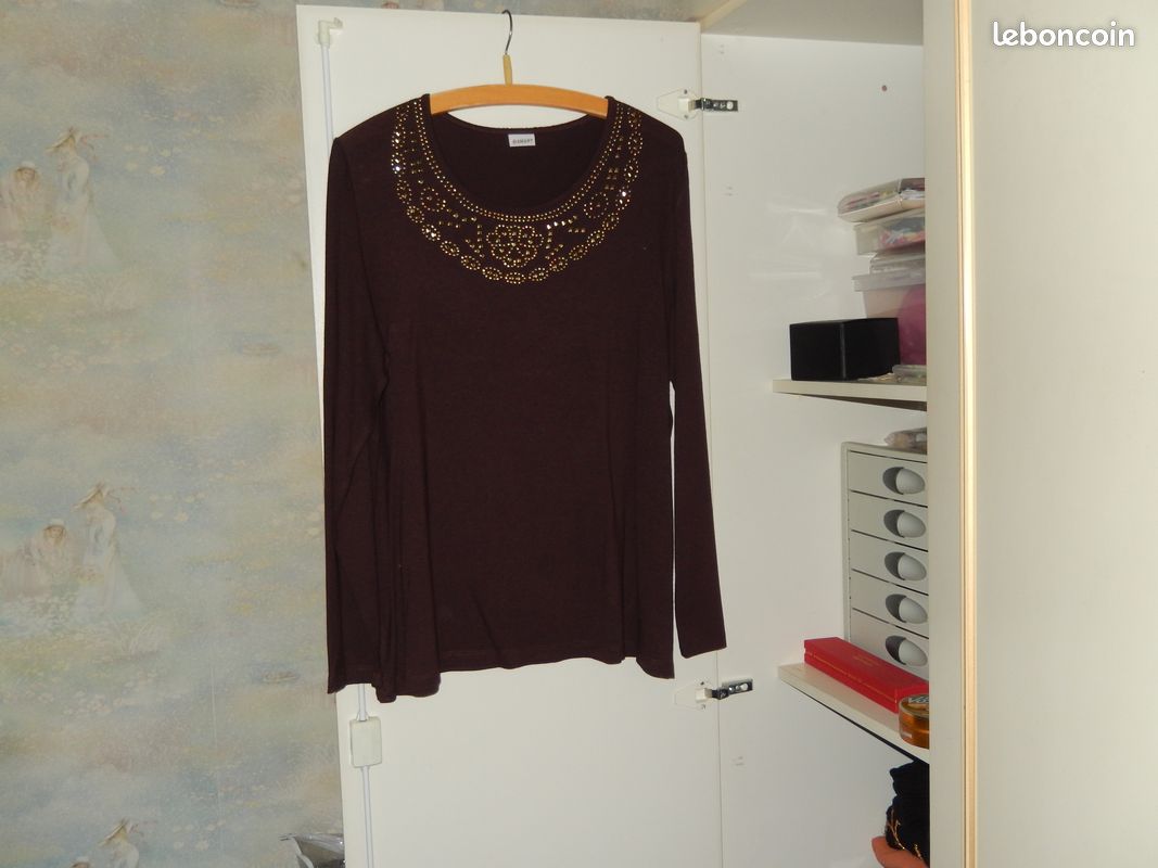 T-shirt marron (image 1)