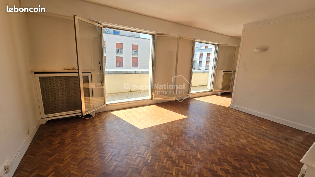 Appartement 2 pièces 43 m² · à Versailles · 43 m² · 230 000 €