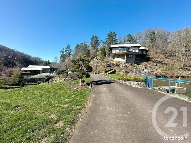 Maison 7 pièces 180 m²
